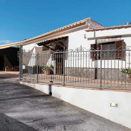 Anna - De Vivo Realty Daire Piano di Sorrento