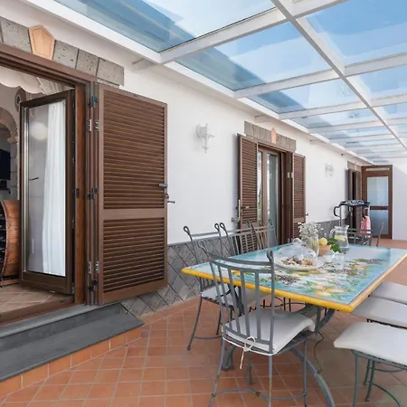 Anna - De Vivo Realty Piano di Sorrento