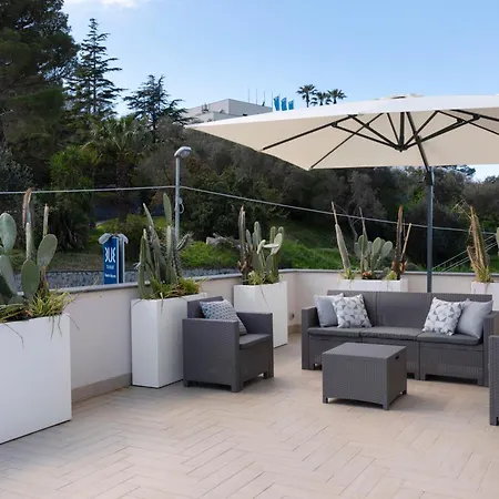 Anna - De Vivo Realty Piano di Sorrento